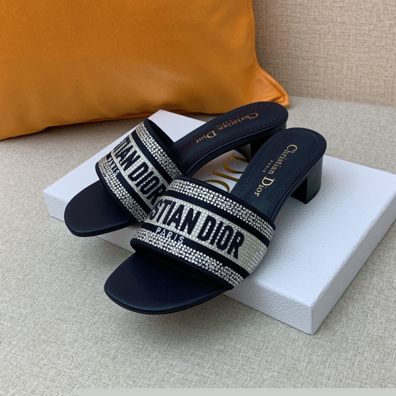 ch**an D*or slippers